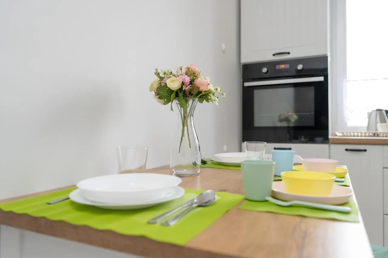 Traditionally Furnished Apartment With Balcony In Poznan By Noclegi Renters